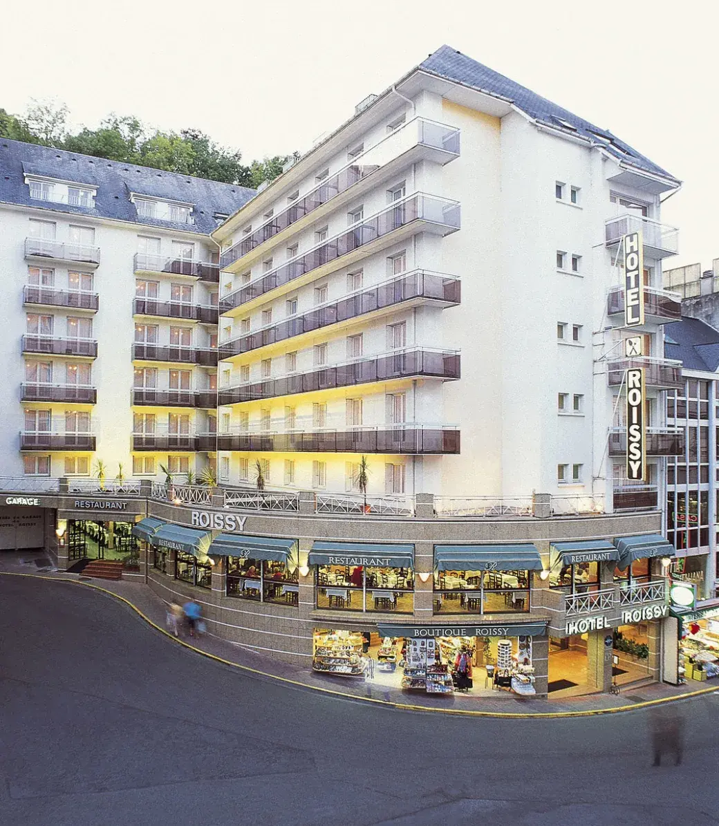  Hotel Roissy Lourdes 4 étoiles proche de la grotte