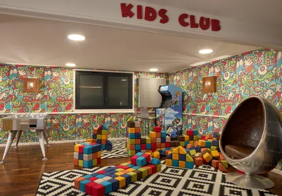  Hotel Roissy Lourdes Le Kid's club