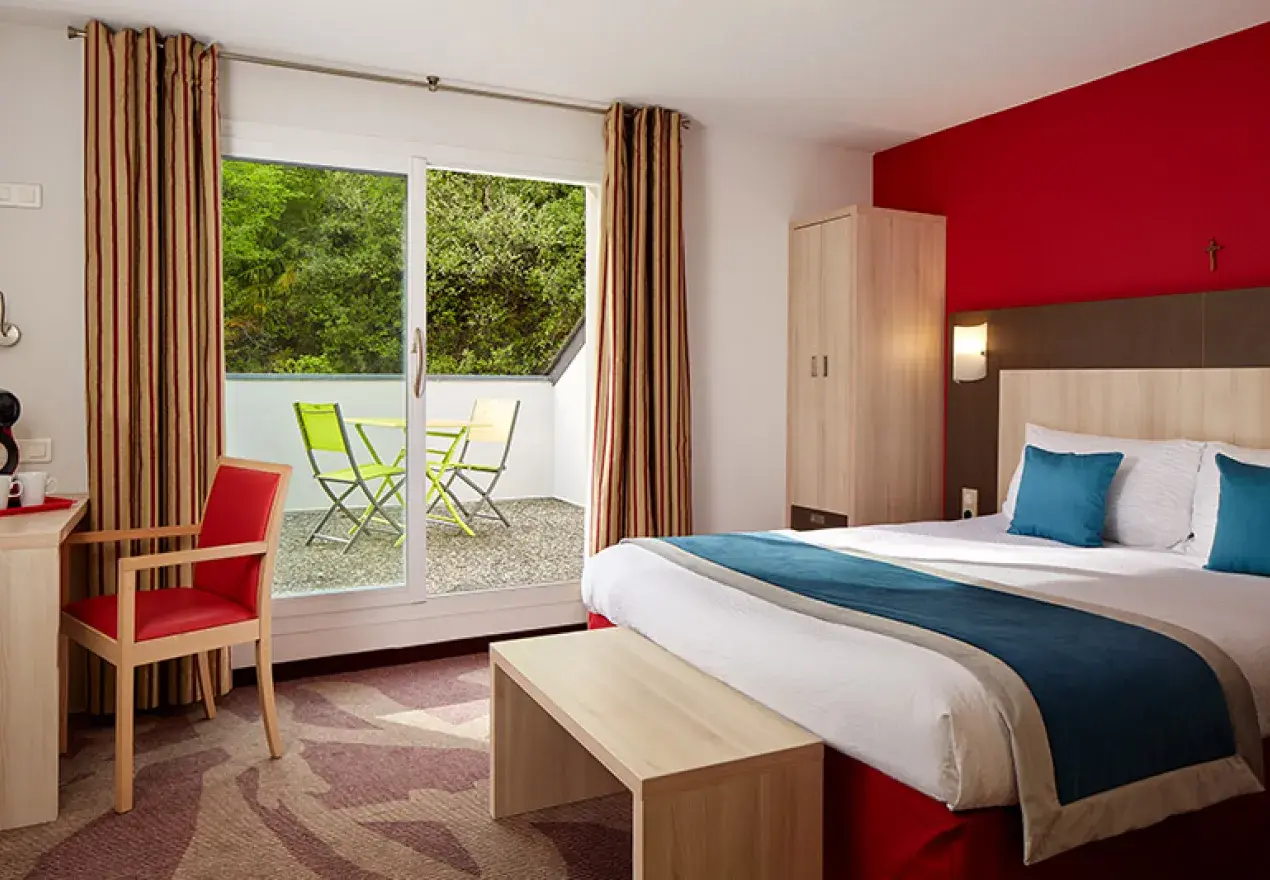  Hotel Roissy Lourdes 4 stars near grotto  double room deluxe