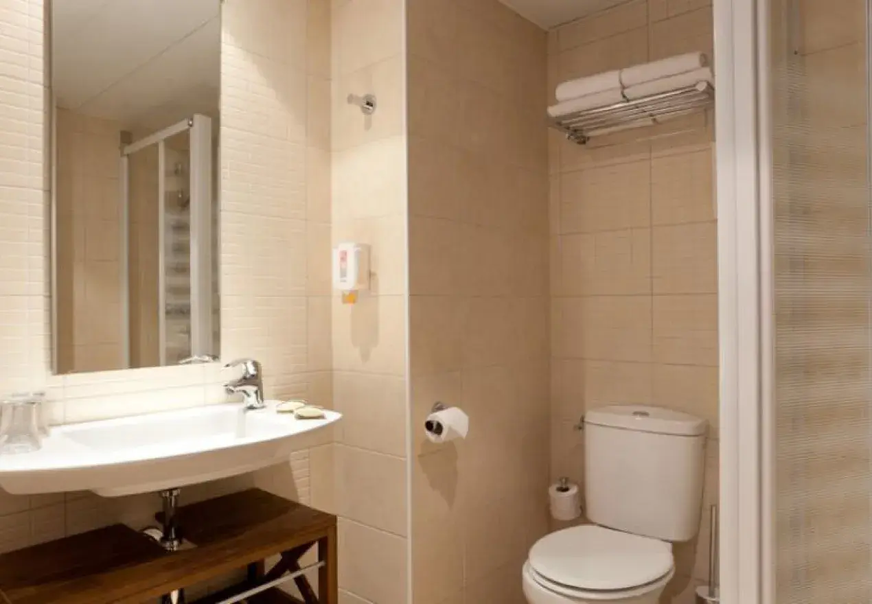  Hotel Roissy Lourdes 4 etoiles Chambres communicantes Hotel Roissy proche de la Grotte de Lourdes