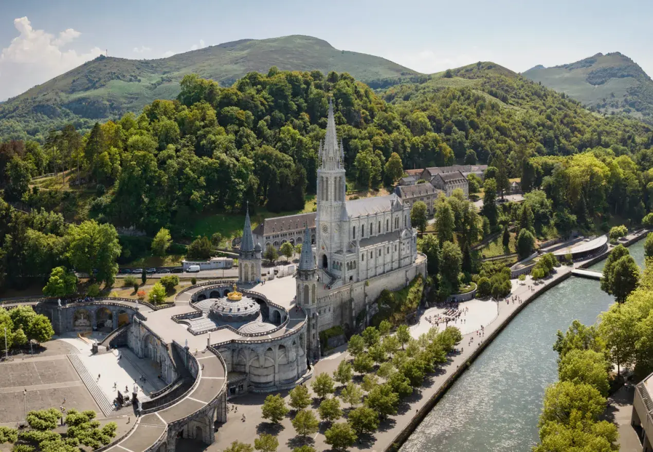  Hotel Roissy Lourdes hotel Roissy Lourdes 4 stelle vicino alla grotta e il santuario di Lourdes